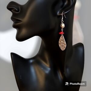 VTG Hammered Metal Coral Bead Dangle Hook Earrings